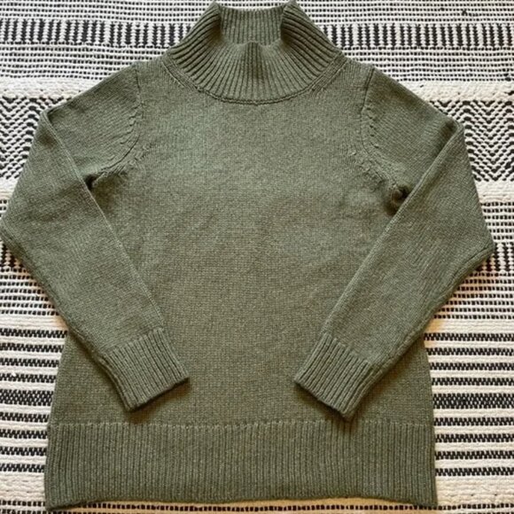 Ann Taylor Sweater - Picture 5 of 5